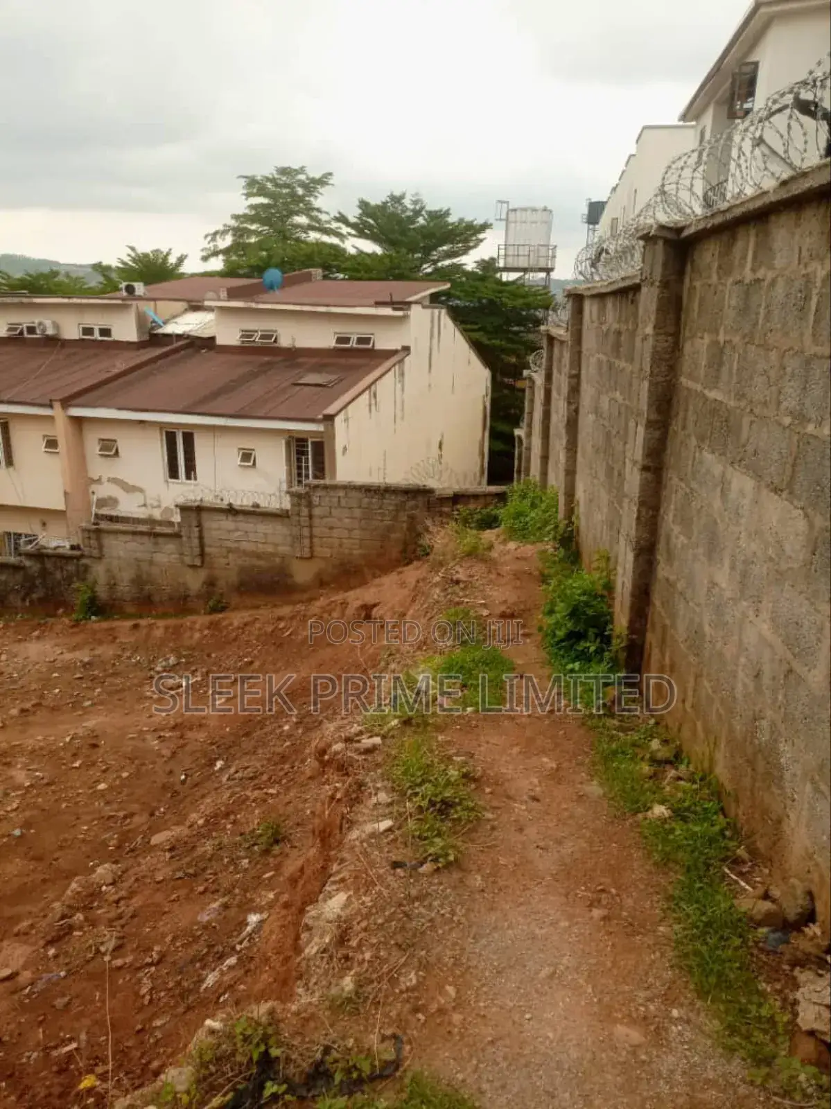 1880 SQM Plot for Sale at Guzapa Main, Abuja in Guzape District