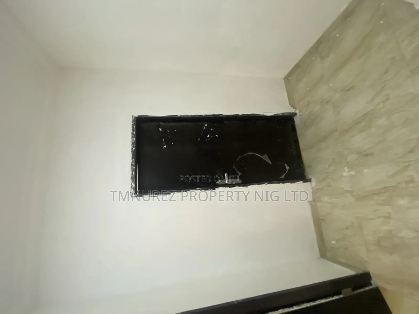 Studio Apartment in Chevron Drive for rent in Chevron