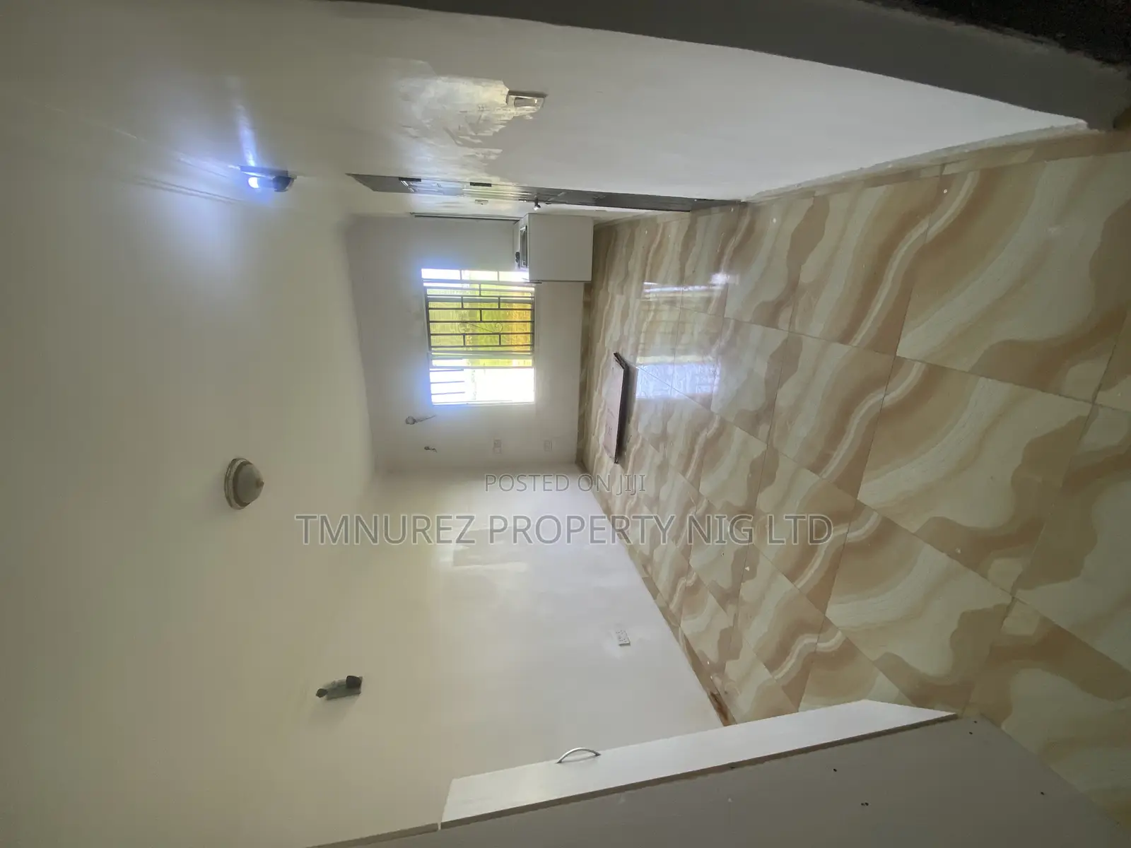 Studio Apartment in Chevron Drive for rent in Chevron