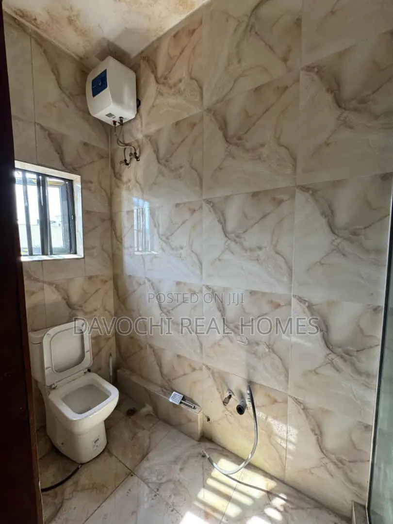 4bdrm Penthouse in Ikate for rent in Ikate