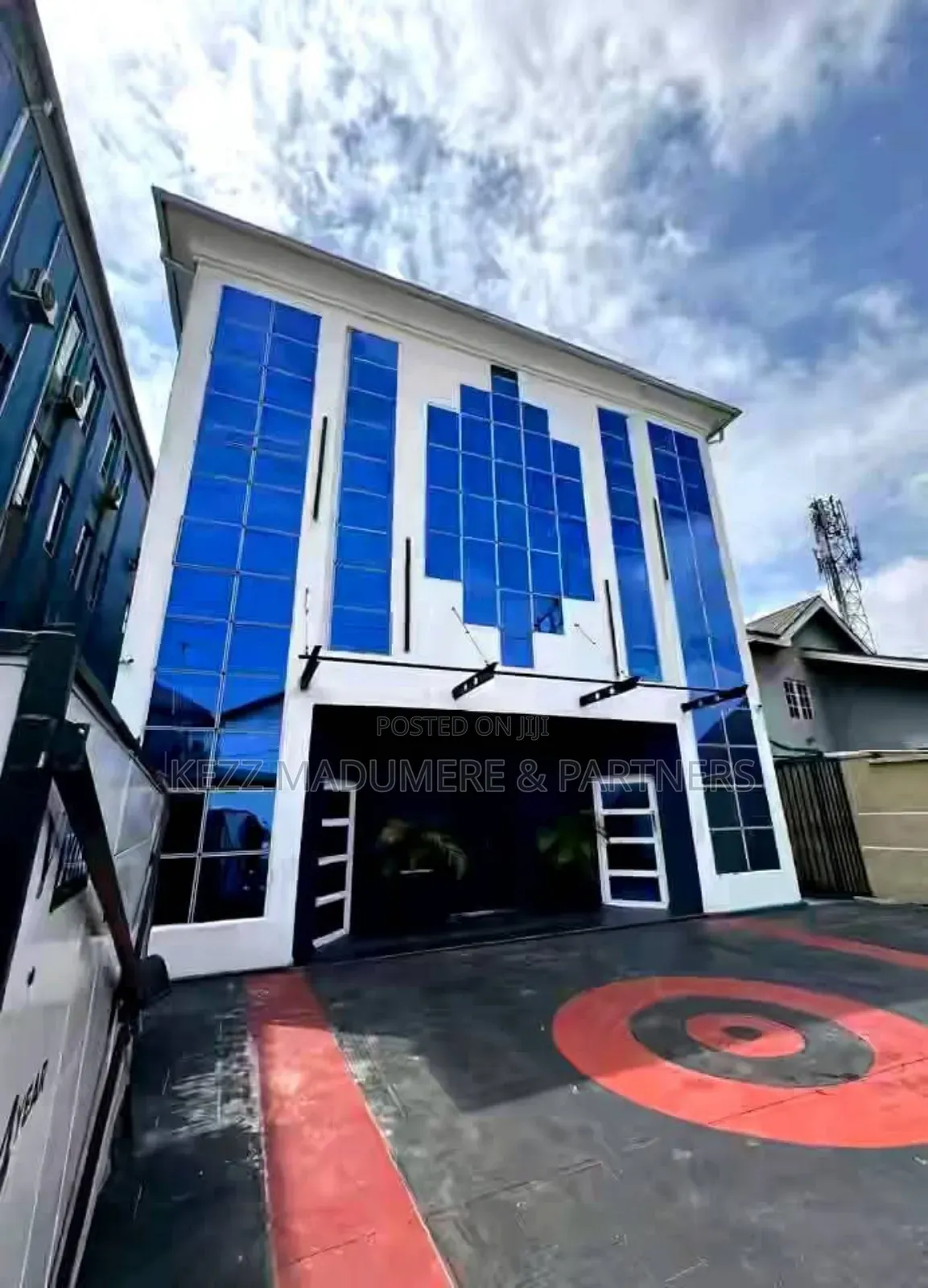 For Sale:2 Storey Furnised Corporate Plaza at Stadium Rd,Ph in Port-Harcourt
