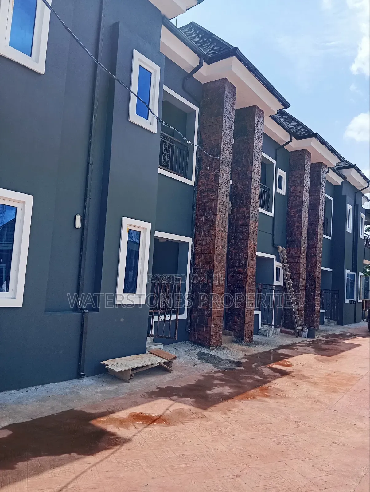 House for Sale in Asaba in Oshimili South