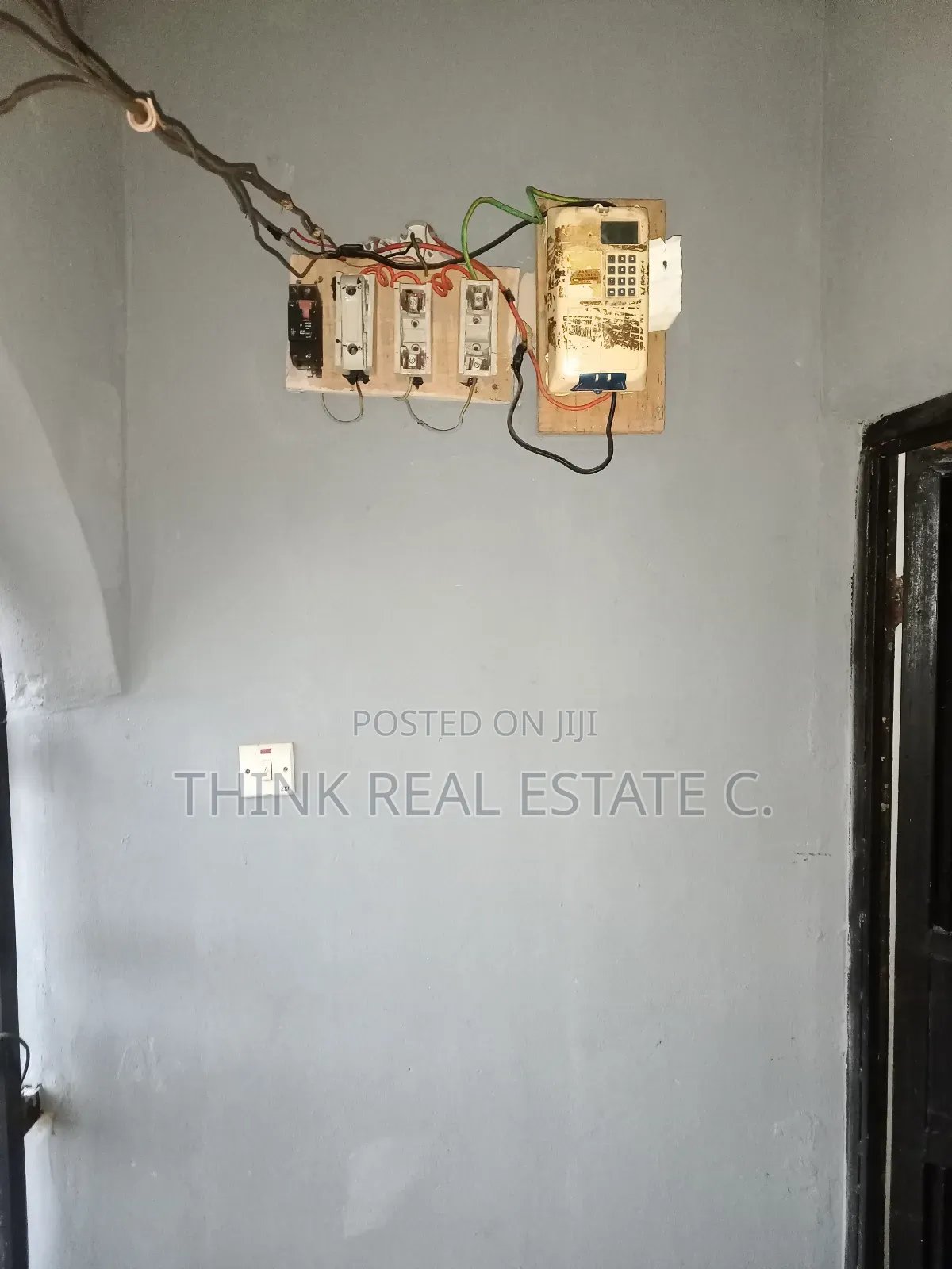 3bdrm House in Irhirhi,Airport Road, Benin City for rent in Benin City