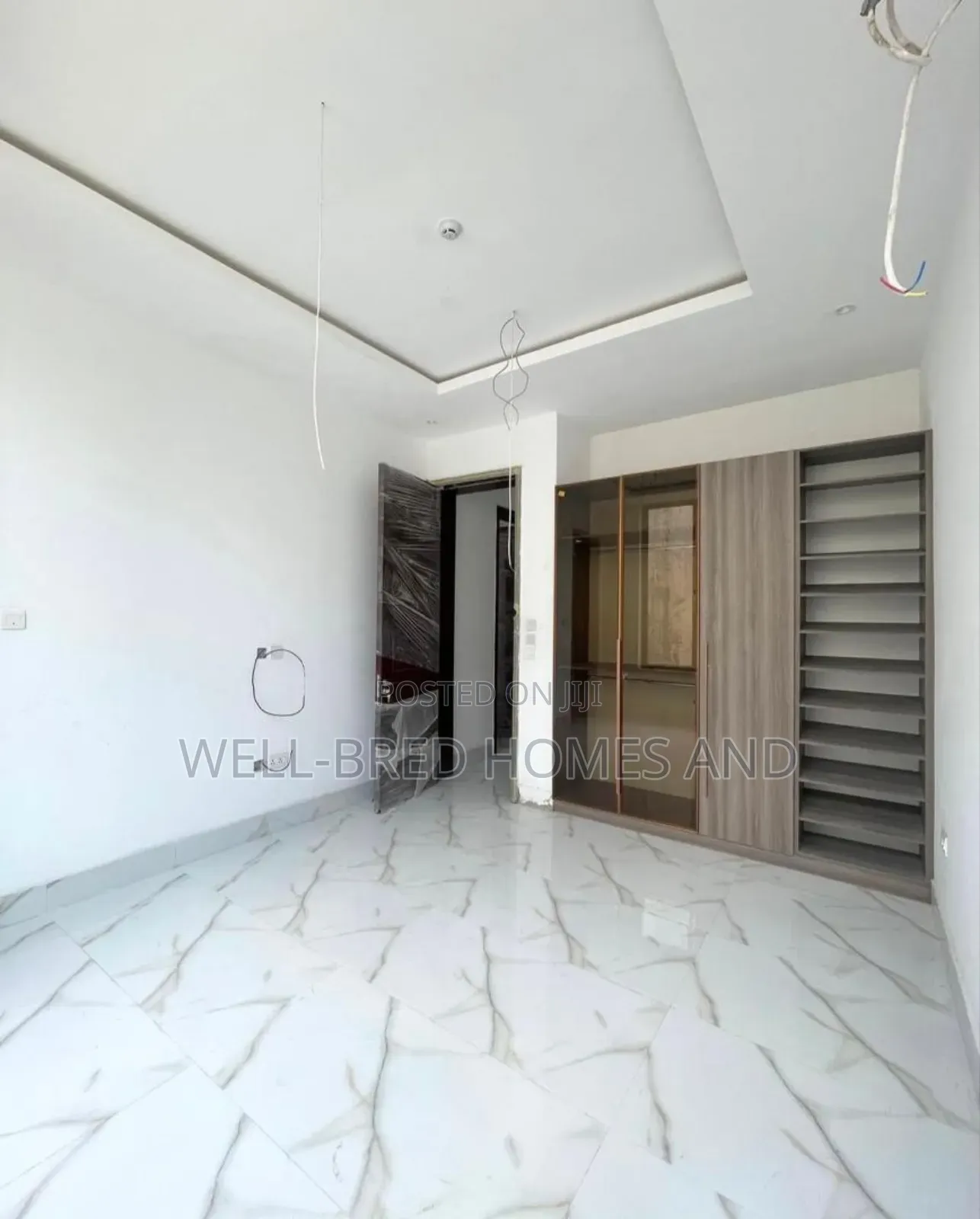 2bdrm Apartment in Lekki Phase 1 Lagos for sale in Lekki Phase 1