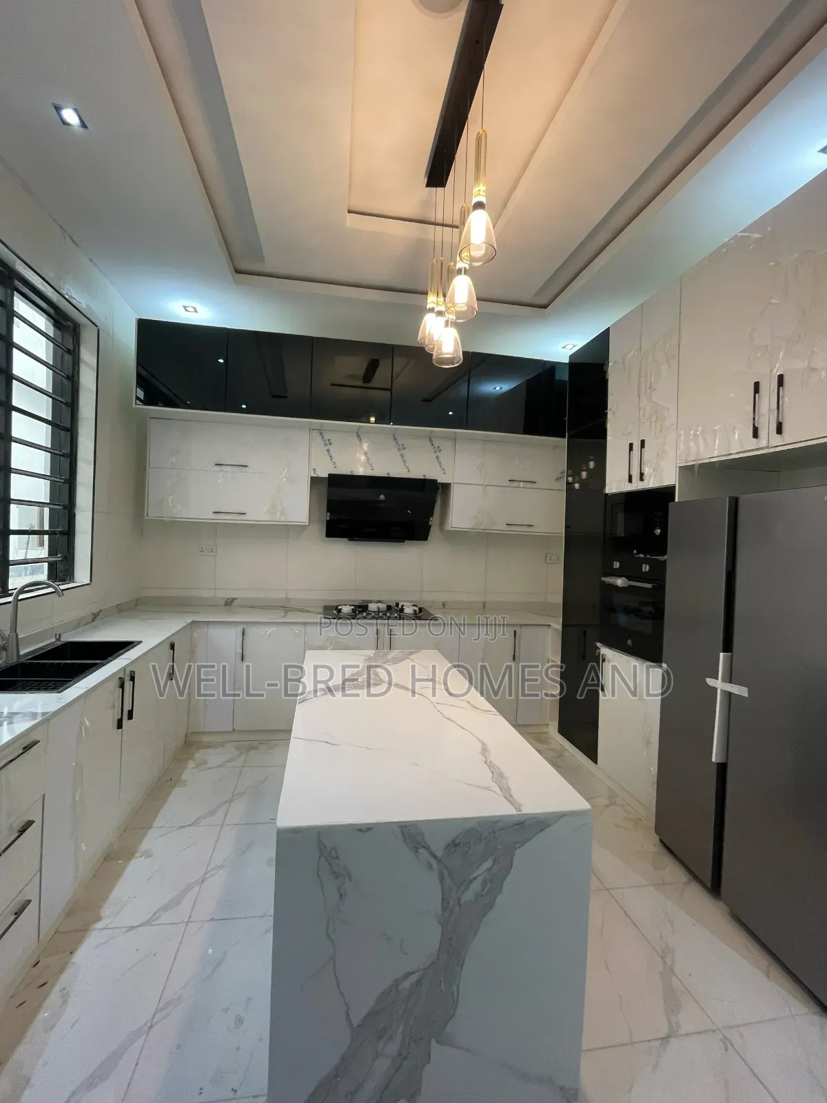 5bdrm Duplex in Chevron Lekki Lagos for sale in Lekki