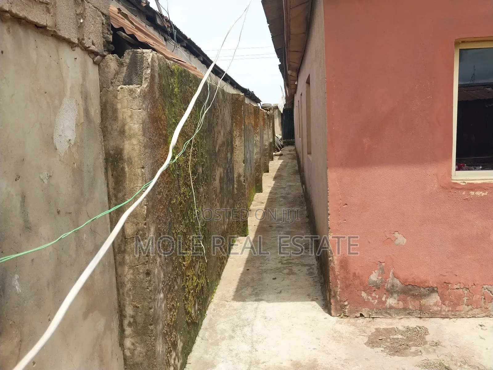 Furnished 1bdrm Block of Flats in Leki Phase 1 for sale in Lekki Phase 1