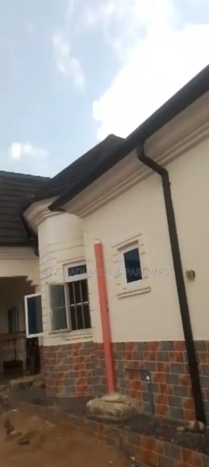 4bdrm Bungalow in Mbodo ,Aluu, Port for sale in Port-Harcourt