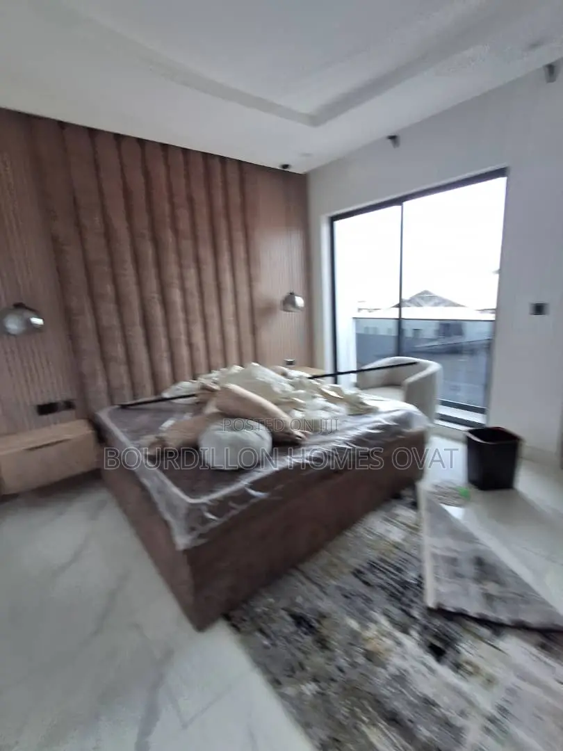 Furnished 4bdrm Maisonette in Lekki Phase 1 for rent in Lekki Phase 1