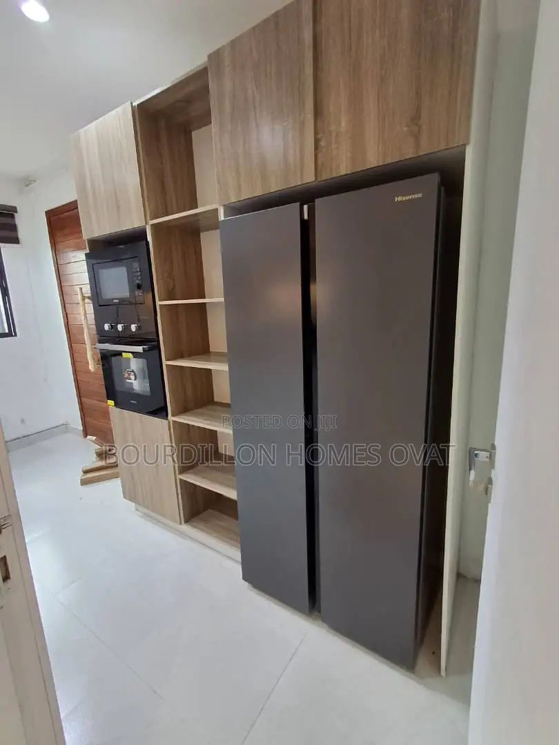 Furnished 4bdrm Maisonette in Lekki Phase 1 for rent in Lekki Phase 1