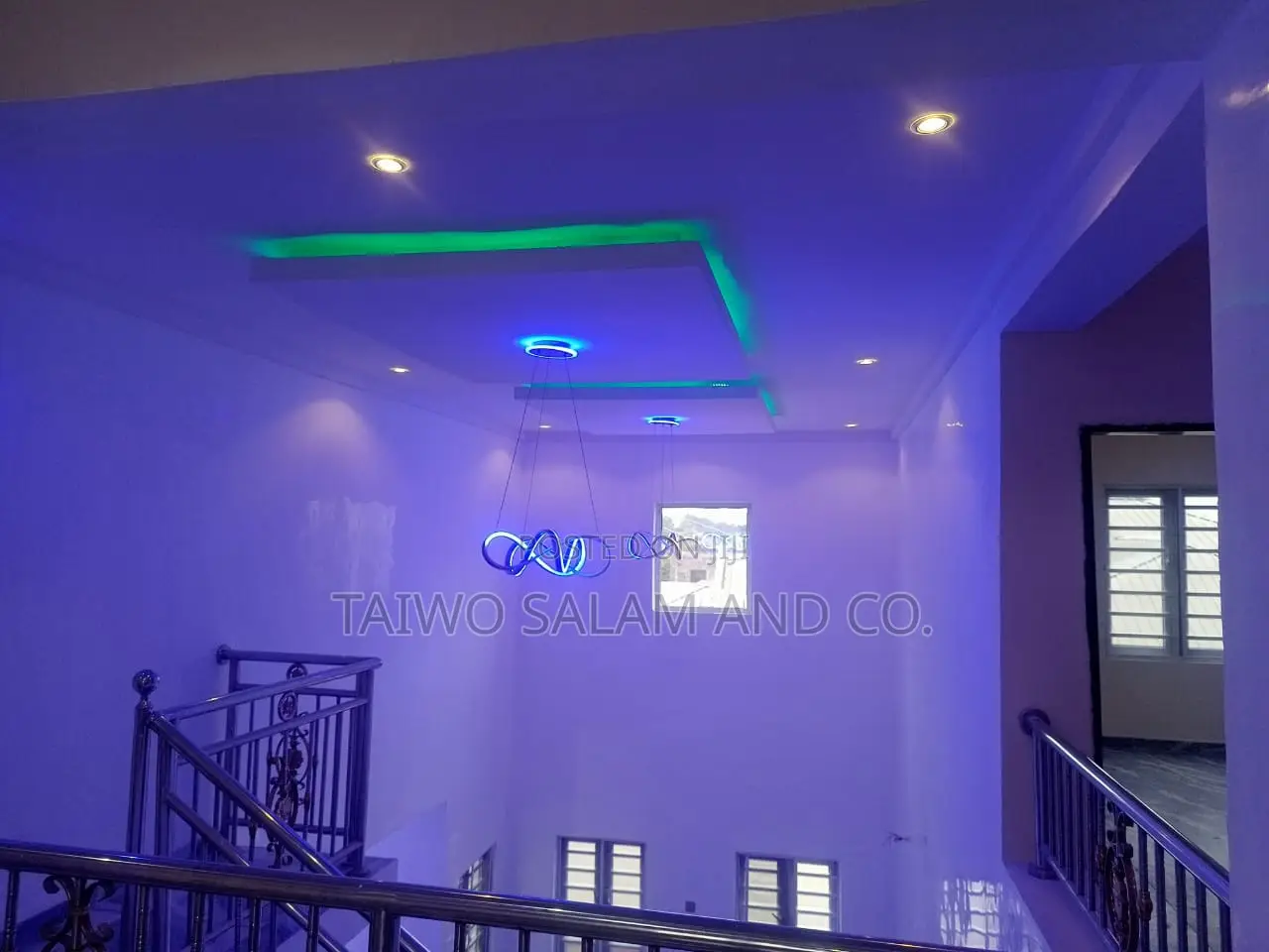 4bdrm Duplex in Alalubosa for sale in Alalubosa