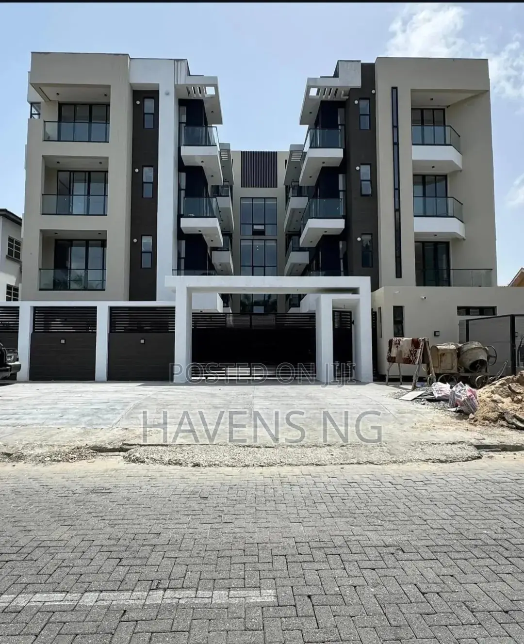 3bdrm Duplex in Lekki Phase 1 for sale in Lekki Phase 1
