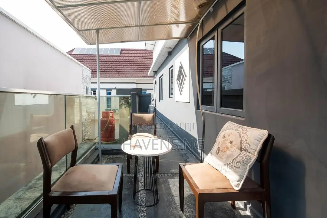 Private 3-Bedroom Maisonette in Thomas Estate