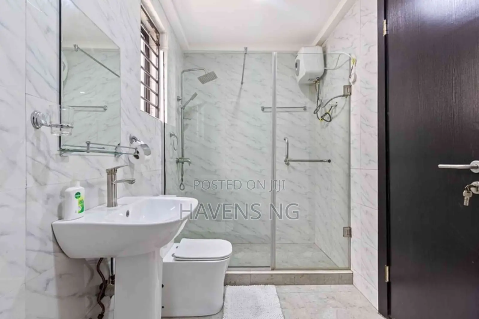 New Apartment Alert – 3-Bedroom Luxury Stay! in Lekki Phase 1