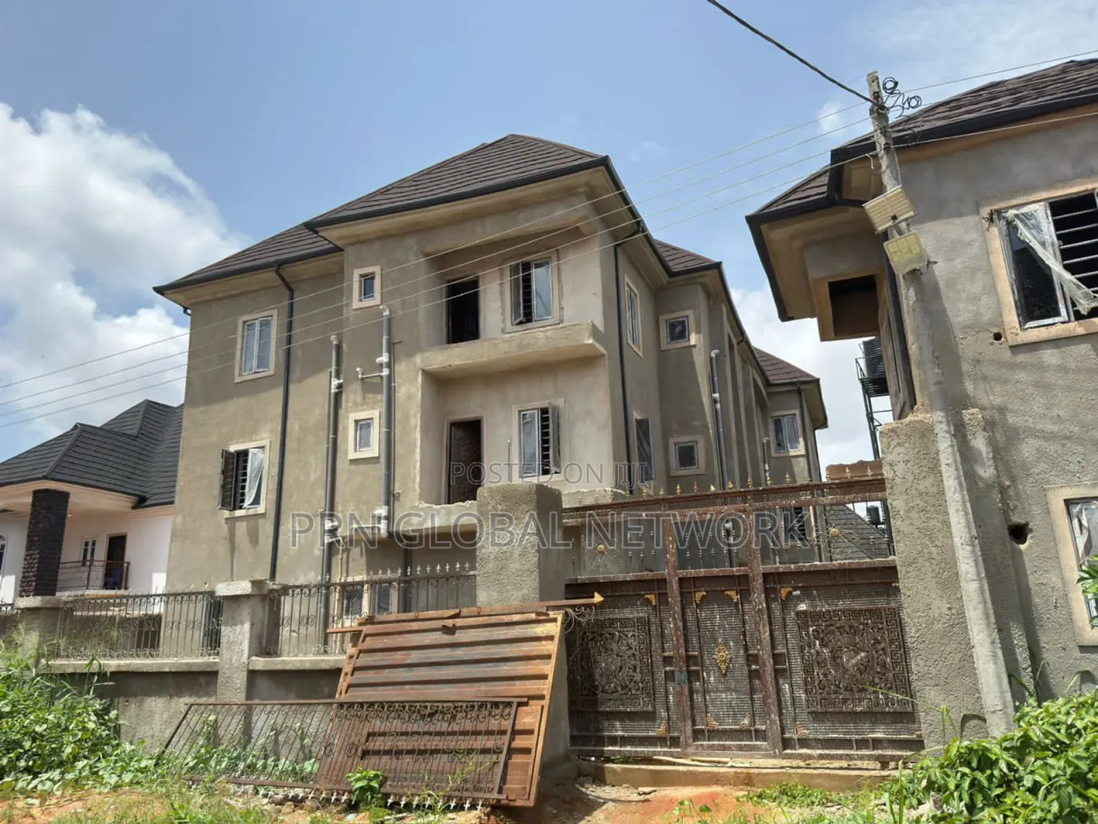 3bdrm Block of Flats in Hilltop Estate, Owerri for sale in Owerri