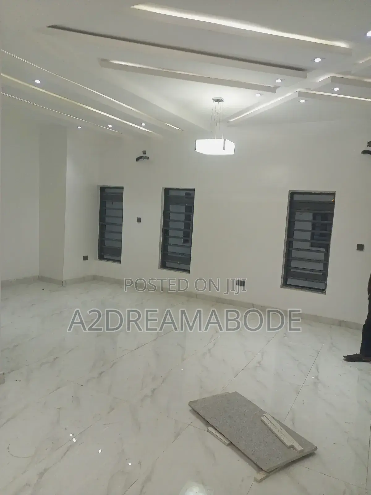 4bdrm Duplex in Omole Phase 2, Ojodu for rent in Ojodu