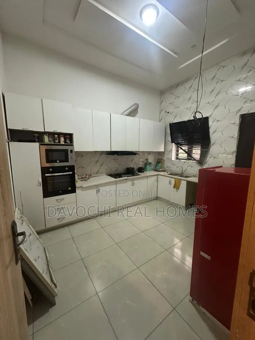 Furnished 4bdrm Apartment in Orchid Road, Lekki Phase 2 for rent in Lekki Phase 2