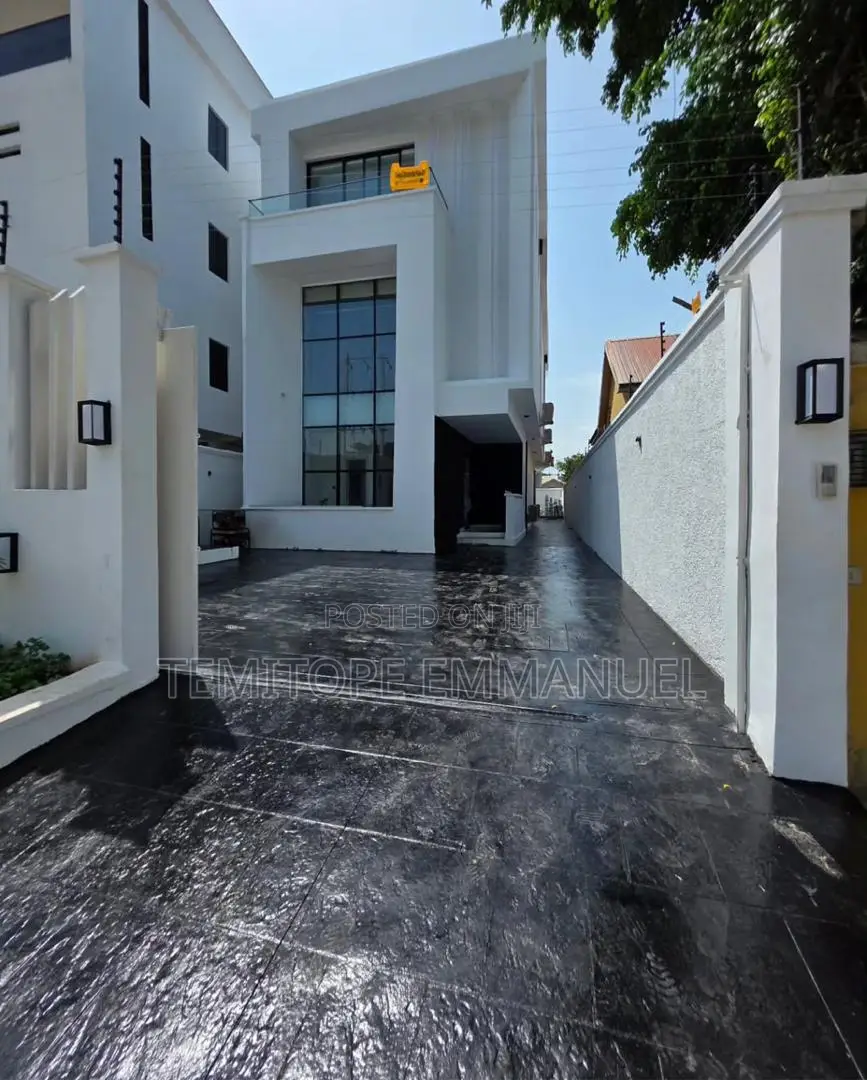 Furnished 5bdrm Duplex in Lekki Phase 1 for sale in Lekki Phase 1