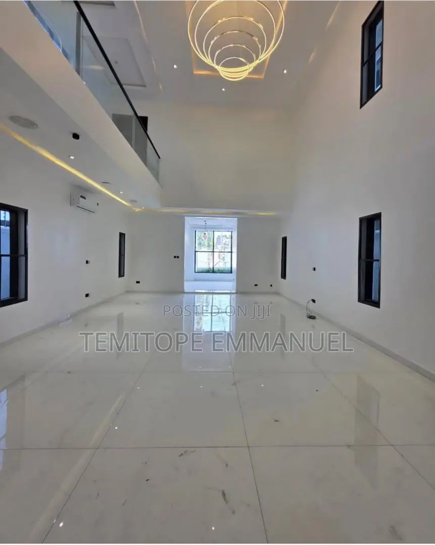 Furnished 5bdrm Duplex in Lekki Phase 1 for sale in Lekki Phase 1