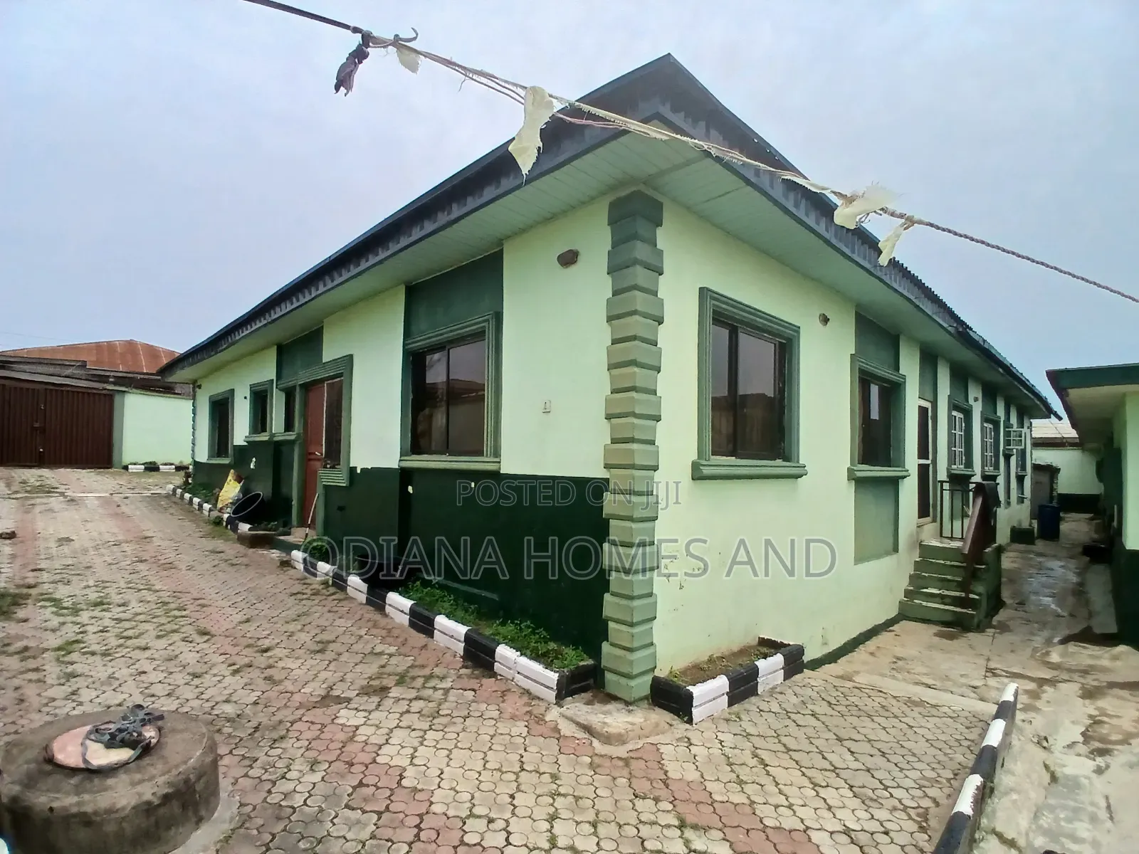 3bdrm Bungalow in Adegbayi - Agbala, Ibadan for sale in Ibadan
