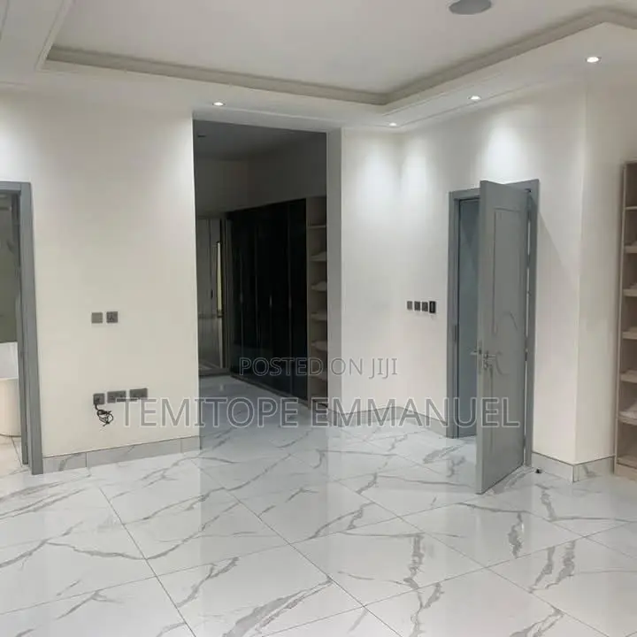 Furnished 5bdrm Maisonette in Ikoyi S.W for rent in Ikoyi S.W