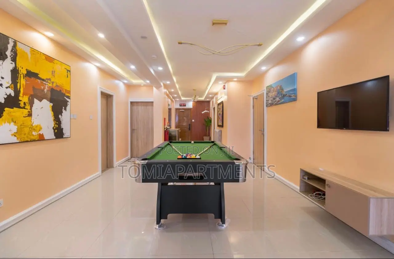 Stunning 3 Bedroom Shortlet With Sea View in Lekki Phase 1 in Lekki