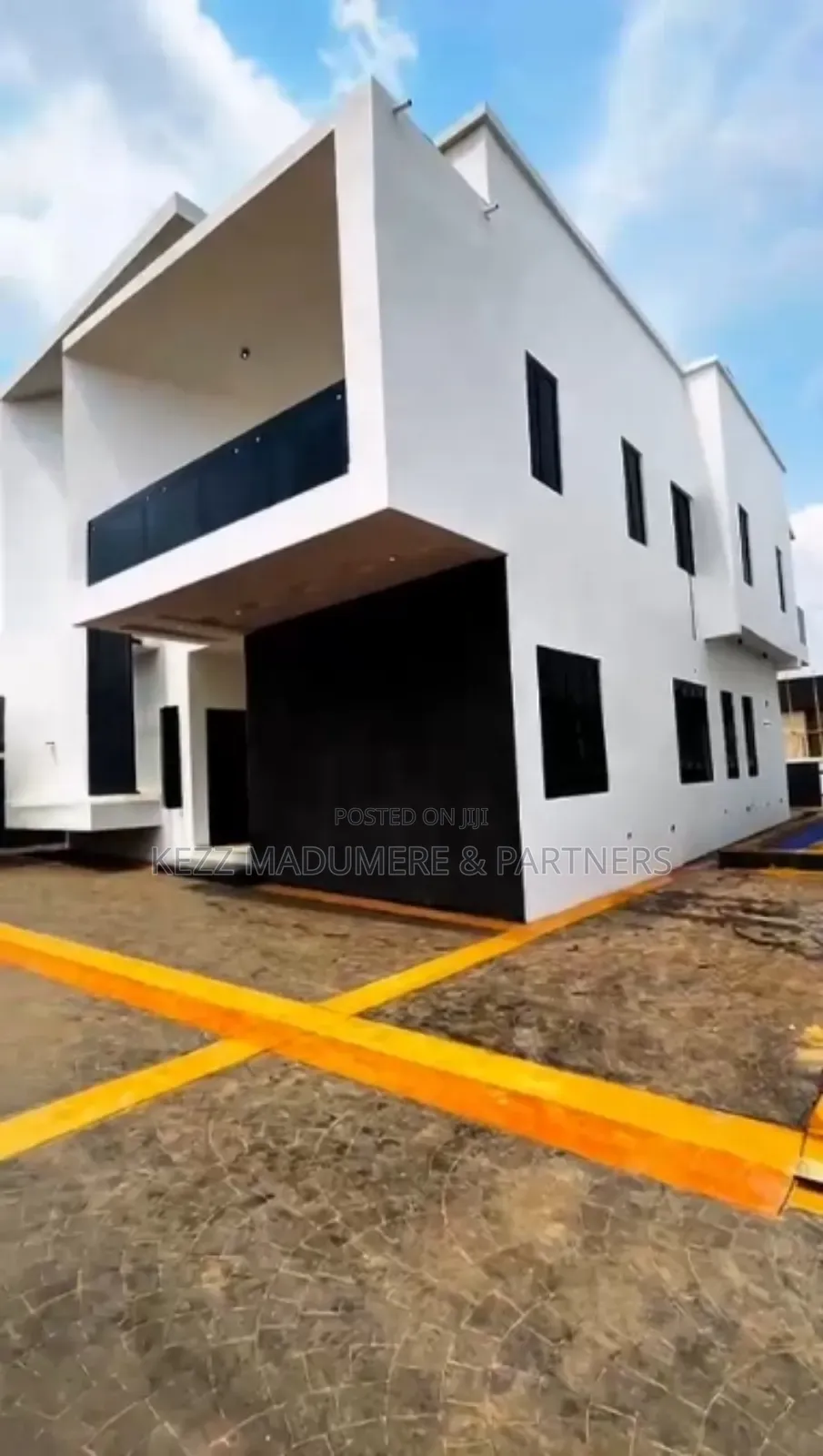 5bdrm Duplex in Gra , Enugu for sale in Enugu