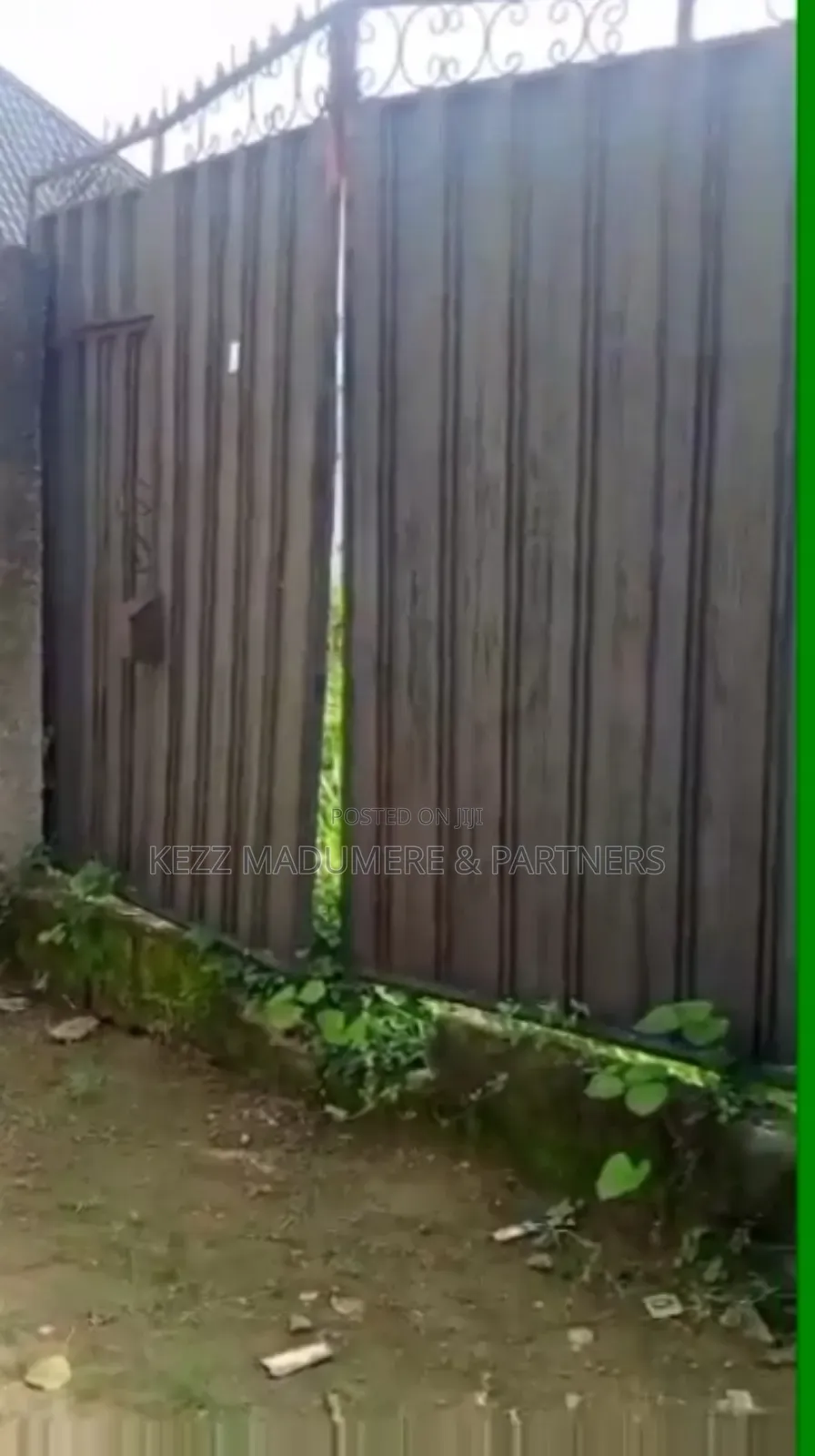 For Sale : One and Quarter (11⁄4) at Cedarwood, Sars Rd Ph in Port-Harcourt