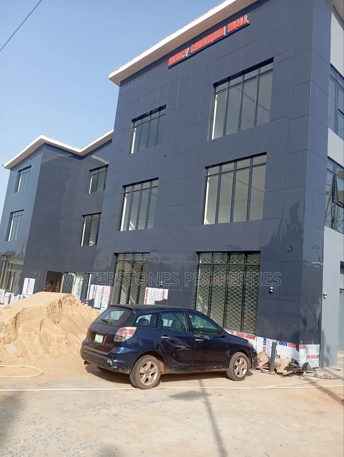 Plaza for Rent in Asaba in Oshimili South