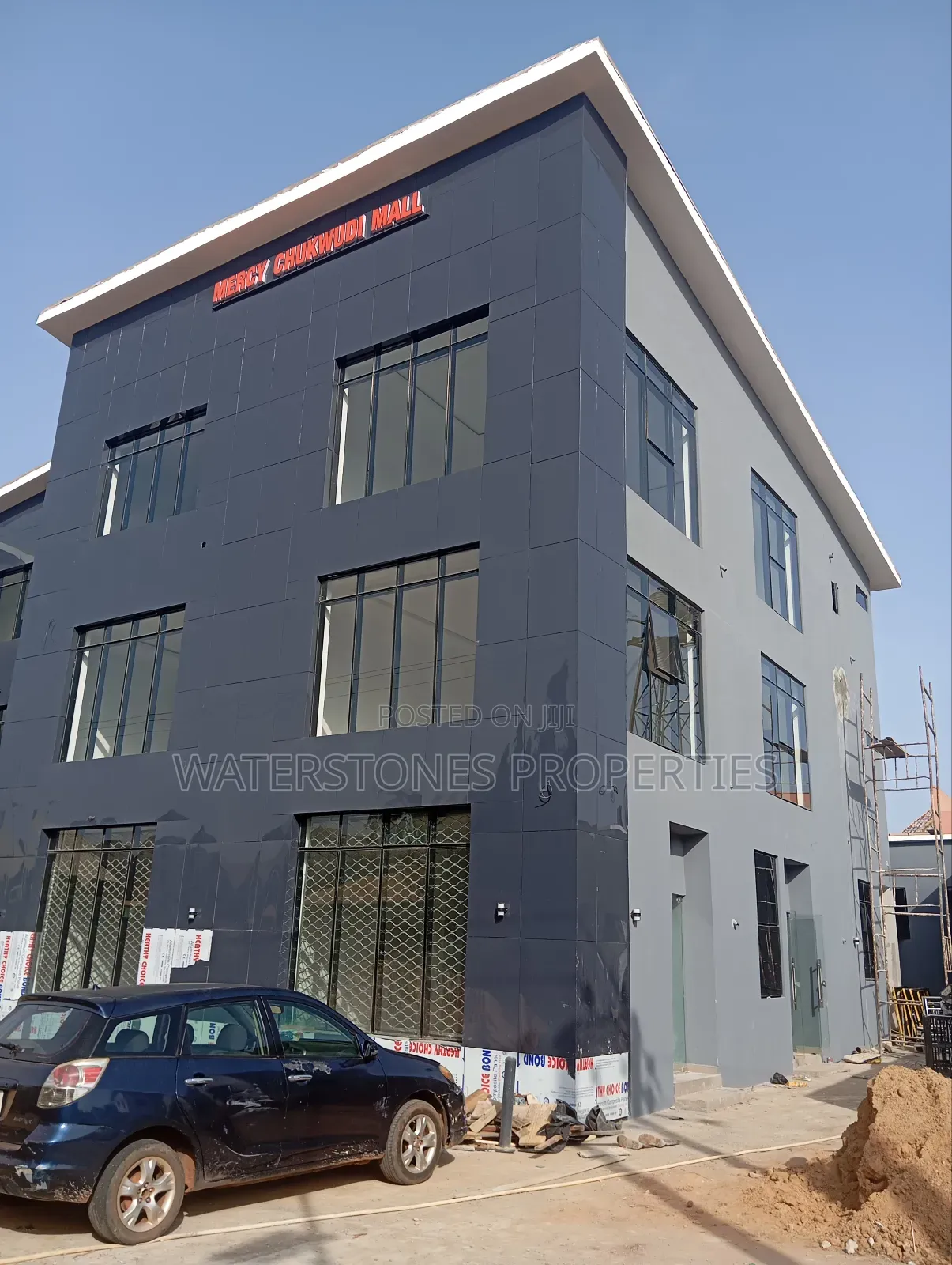 Plaza for Rent in Asaba in Oshimili South