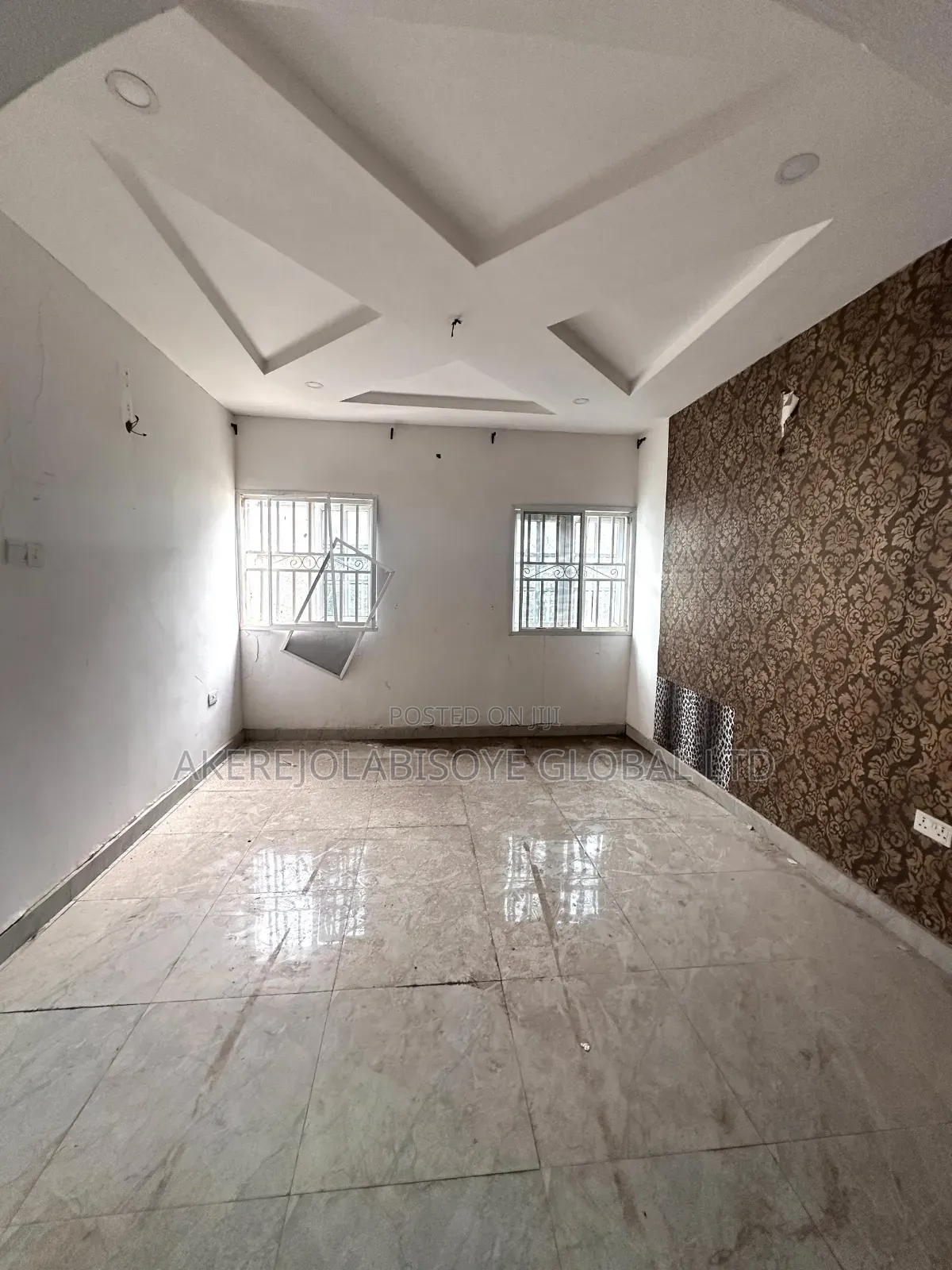 3bdrm Bungalow in In An Estate Close for sale in Gwarinpa