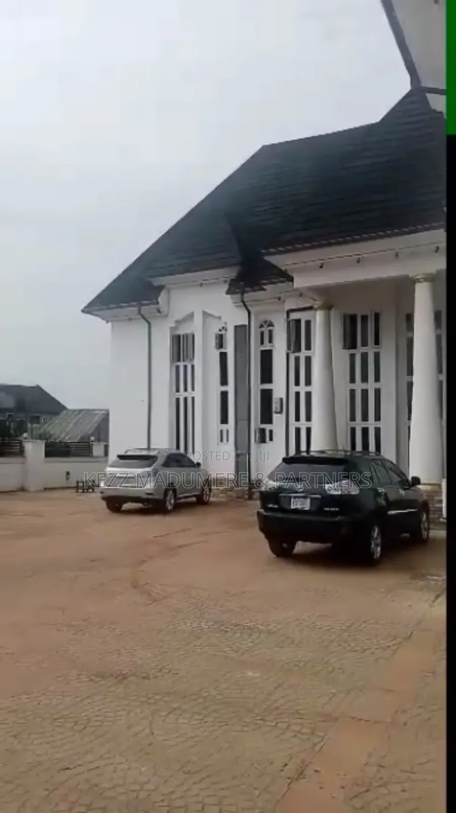 To Let/ Lease Hotel : Functional 19 Rooms in Owerri in Owerri