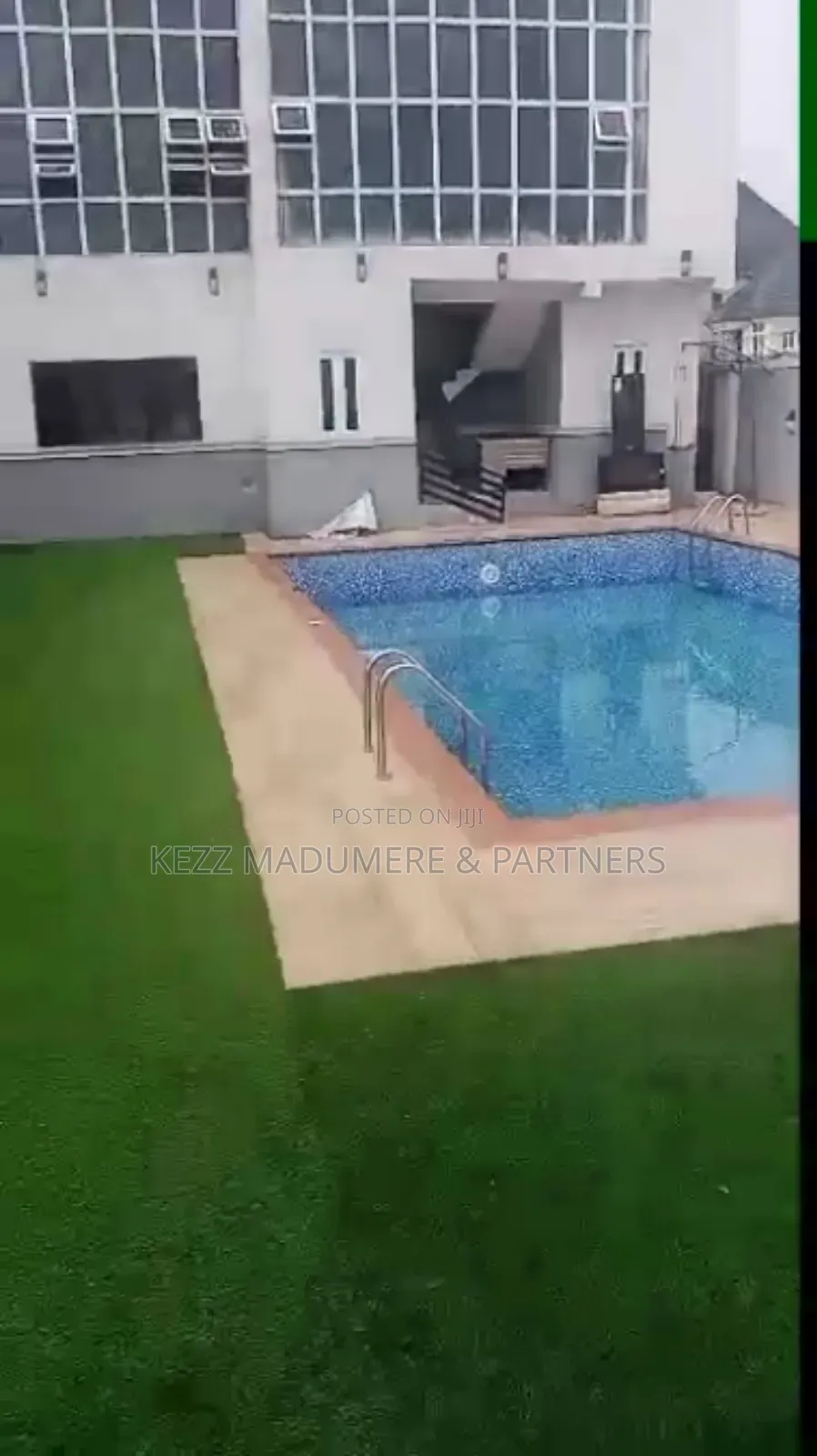 To Let/ Lease Hotel : Functional 19 Rooms in Owerri in Owerri