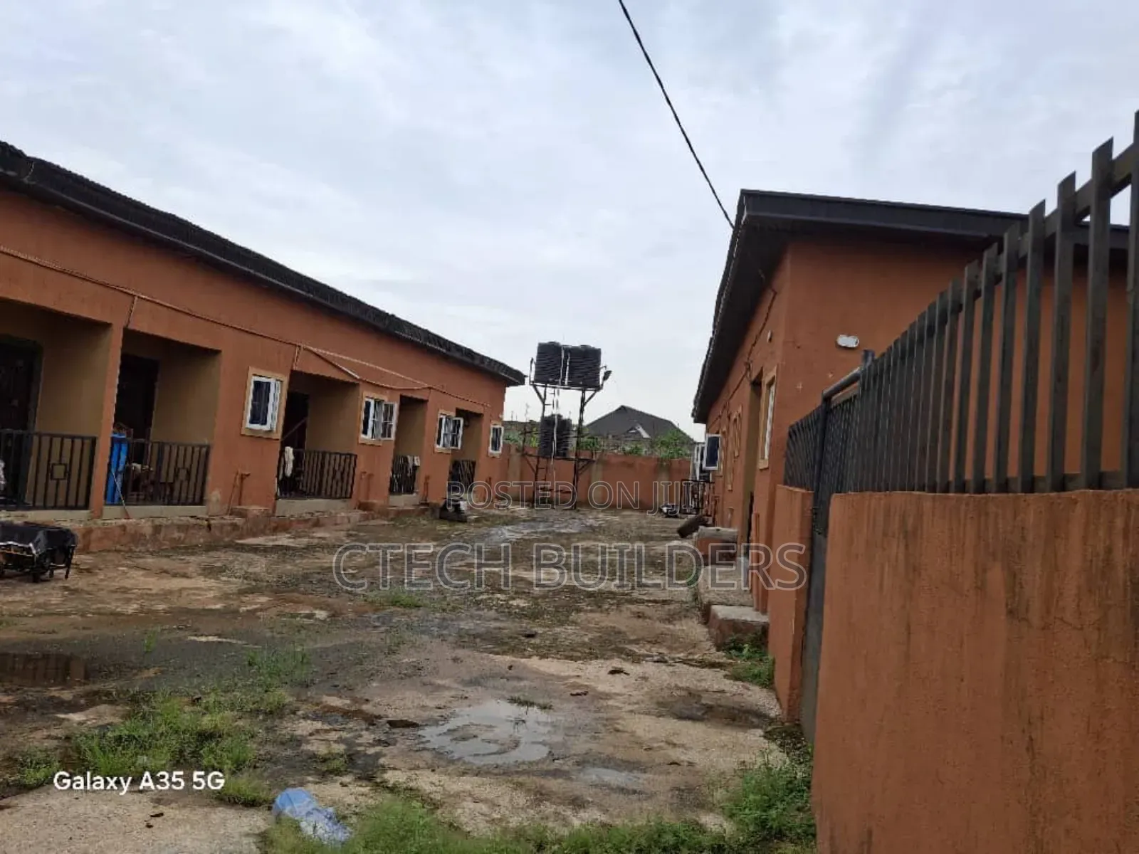 15bdrm Bungalow in Benin City for sale in Benin City
