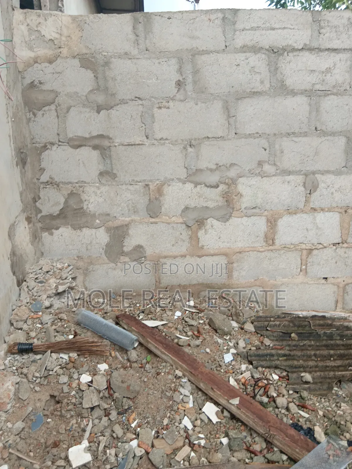 Plots 4 Sale Leki Phase 1 Great ( Roi) Superb Title in Lekki Phase 1
