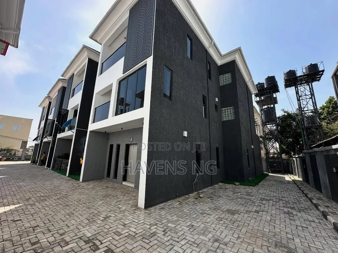 4bdrm Duplex in Jabi for sale in Jabi