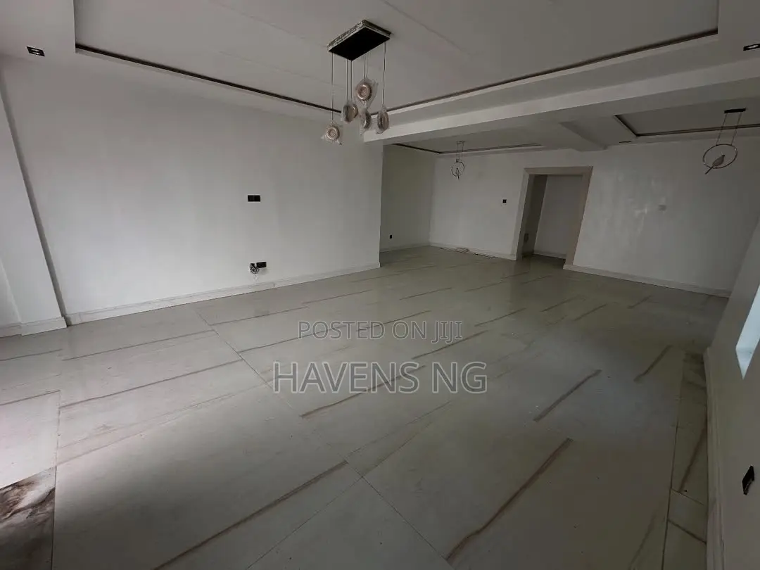 4bdrm Duplex in Jabi for sale in Jabi