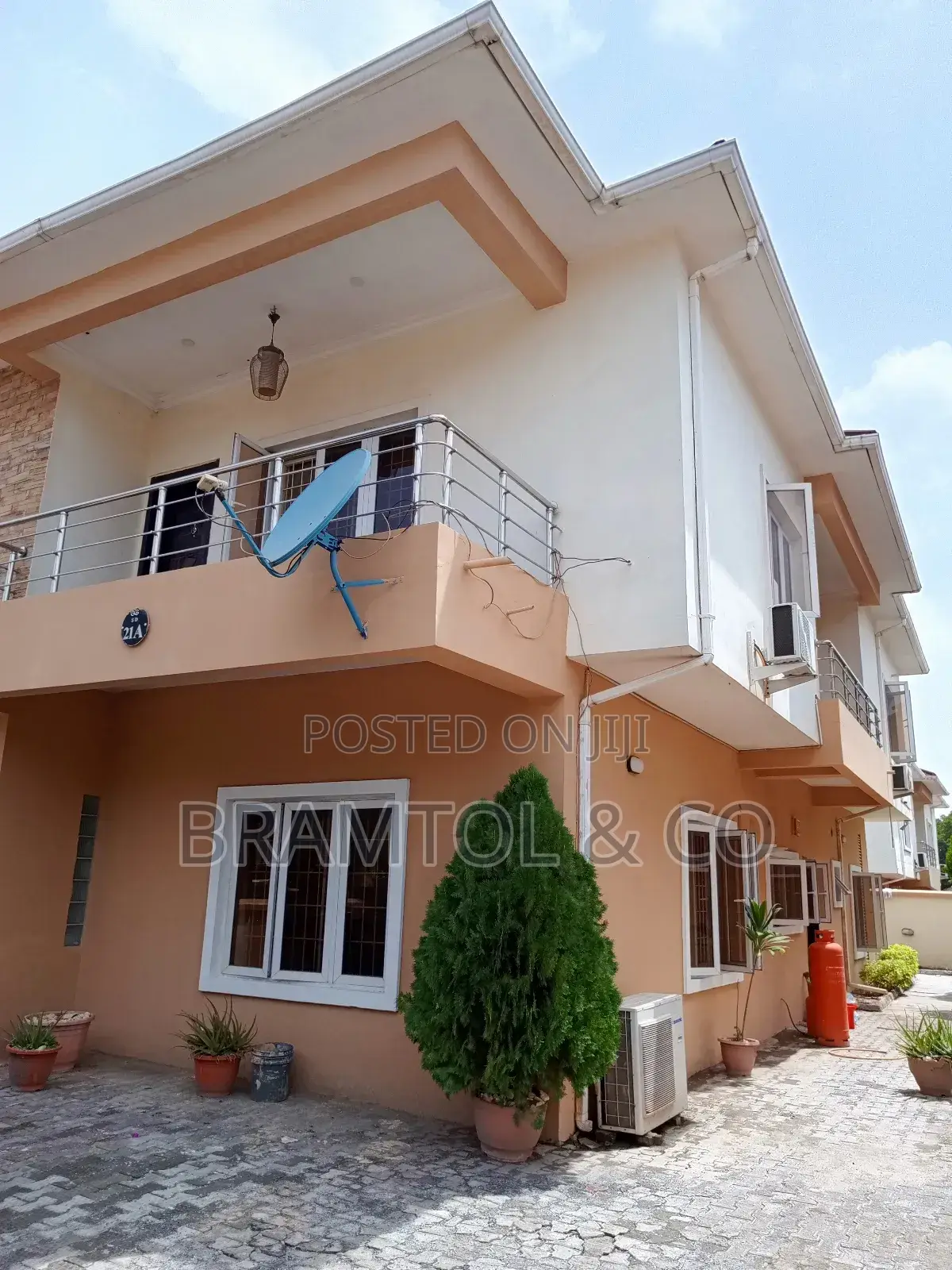 4bdrm Duplex in Apo District for rent in Apo District