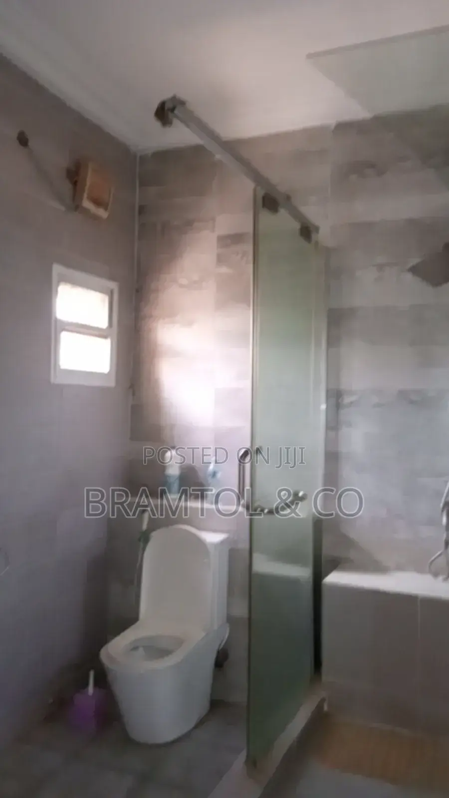 4bdrm Duplex in Apo District for rent in Apo District