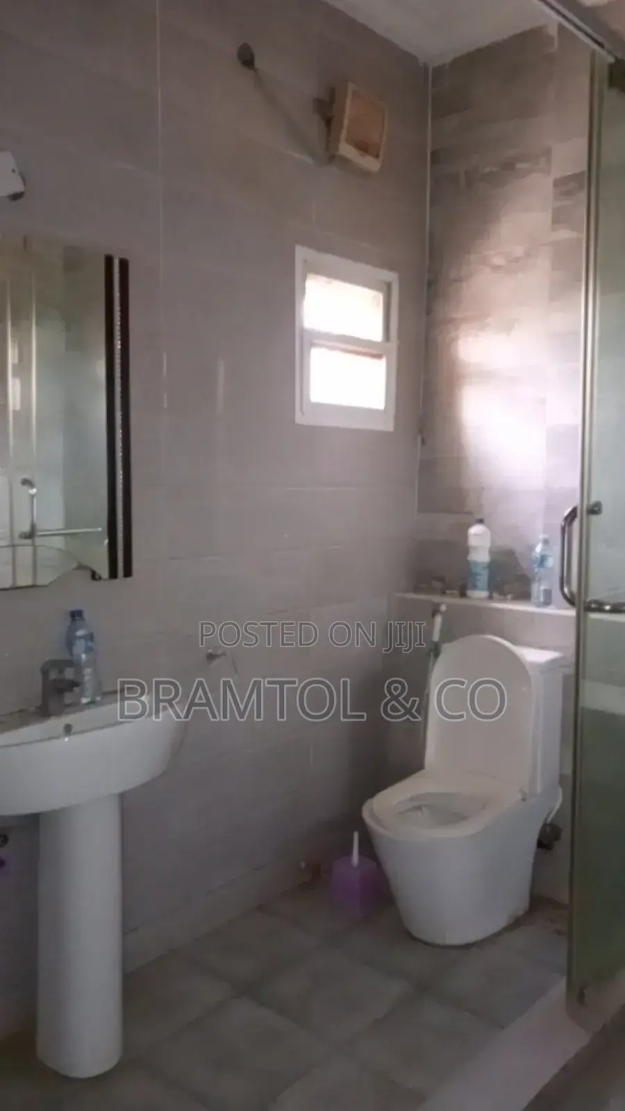 4bdrm Duplex in Apo District for rent in Apo District