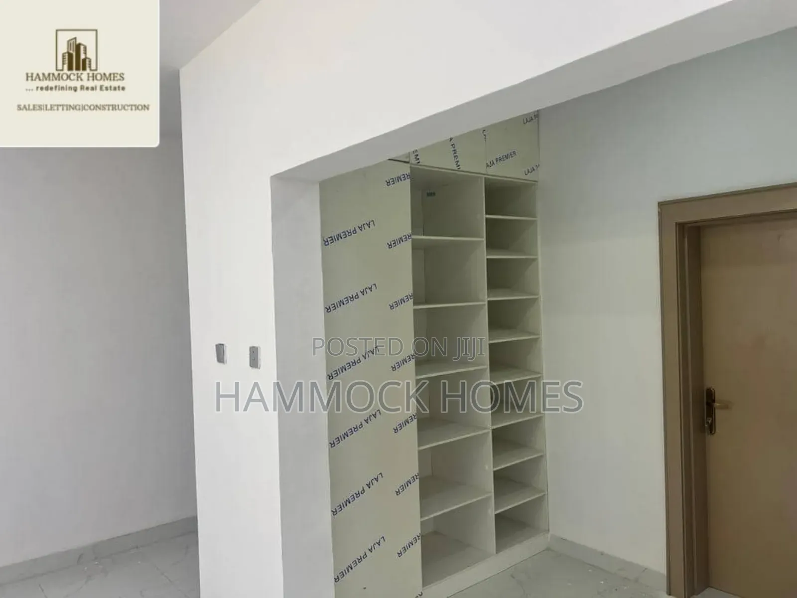 4bdrm Duplex in Oluyole Estate for sale in Oluyole Estate