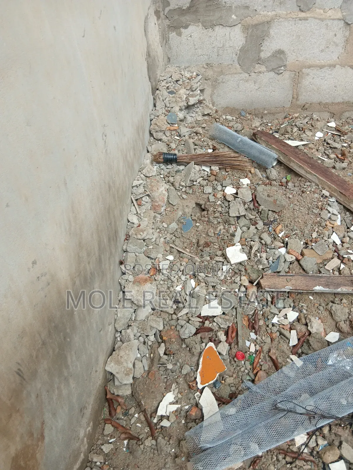 Half Plot Fenced Gated Agric Rd Moshalashi Egan Iguando in Agbara-Igbesan