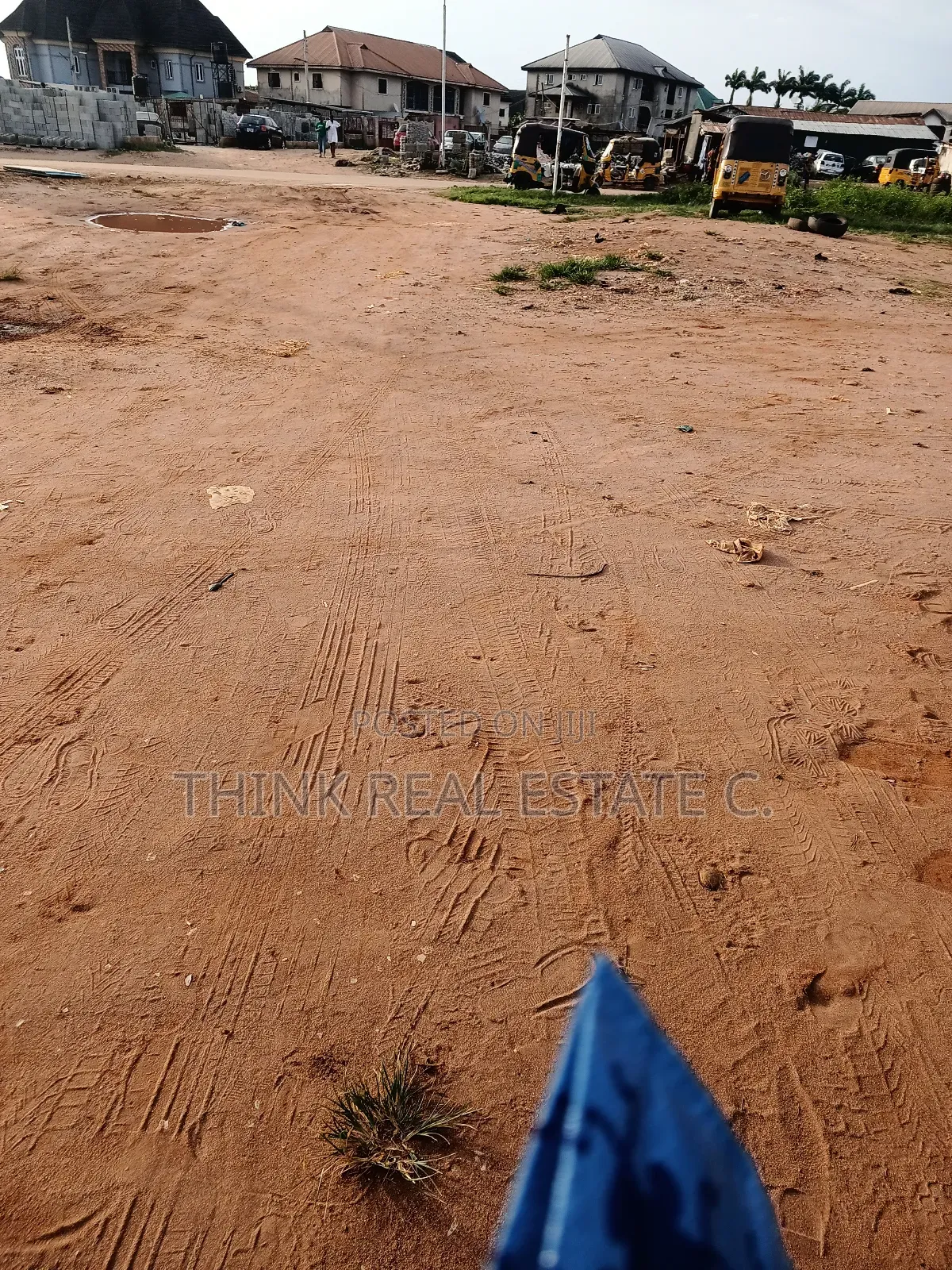 50/100 at Irhirhi,Airport Rd Close to D Tarrd Rd for 25m Neg. in Benin City