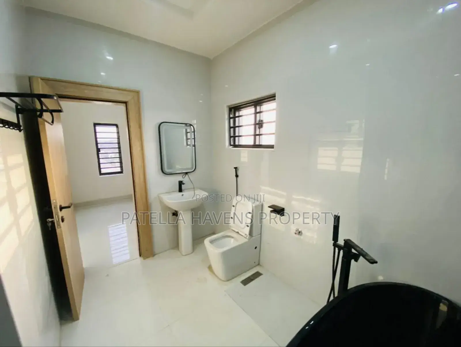 Brand New With Class in Gwarinpa