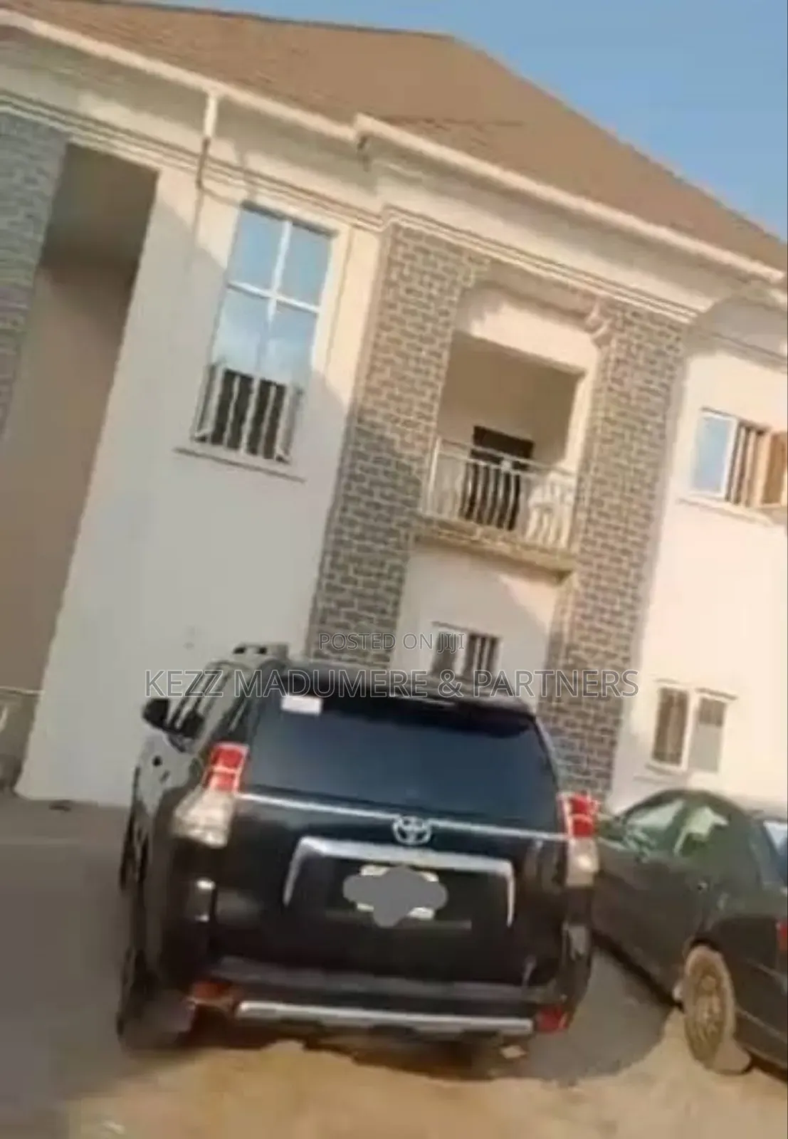8bdrm Duplex in Golf Estate , Enugu for sale in Enugu