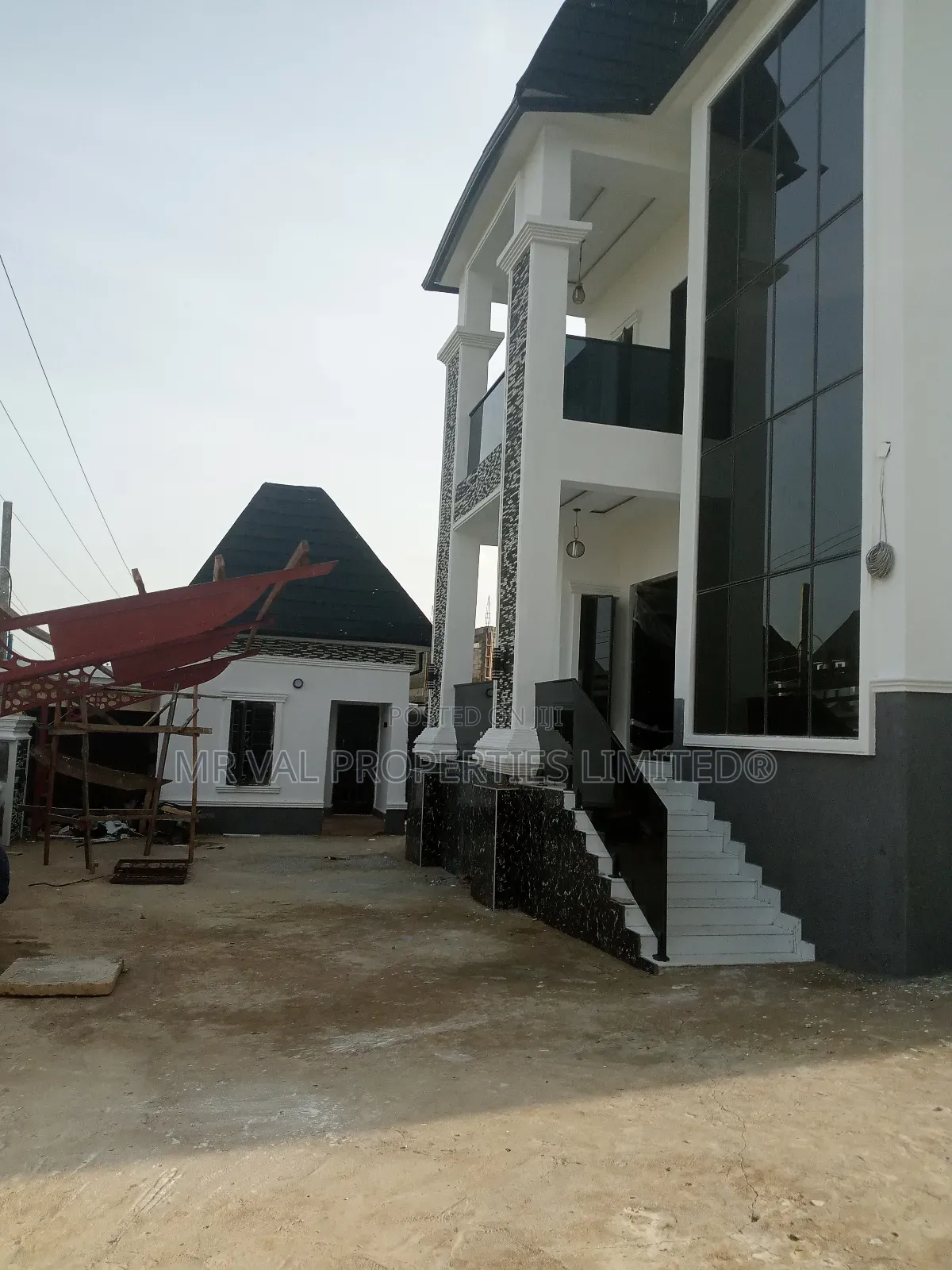 6bdrm Duplex in Efab Queens Gwarinpa for sale in Gwarinpa