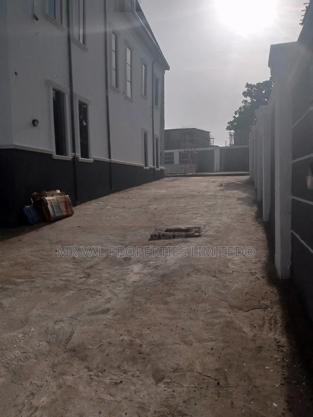 6bdrm Duplex in Efab Queens Gwarinpa for sale in Gwarinpa