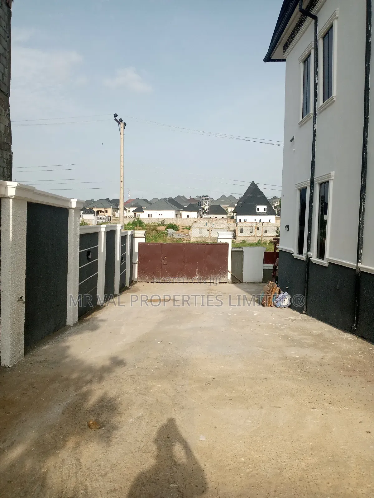6bdrm Duplex in Efab Queens Gwarinpa for sale in Gwarinpa