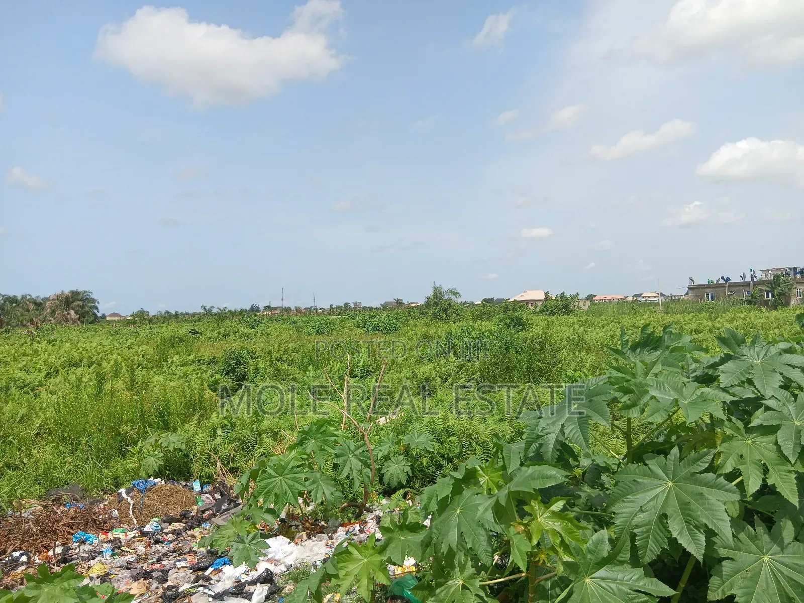 Euc Momes 600sqm Commercial Countryard Orimedu Town in Lekki