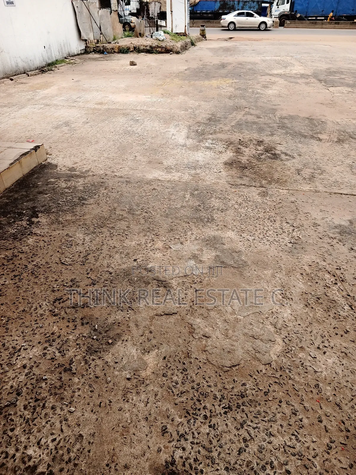 40/100 Land Space at Agbor Park Inside a Filling Station 4rent in Benin City