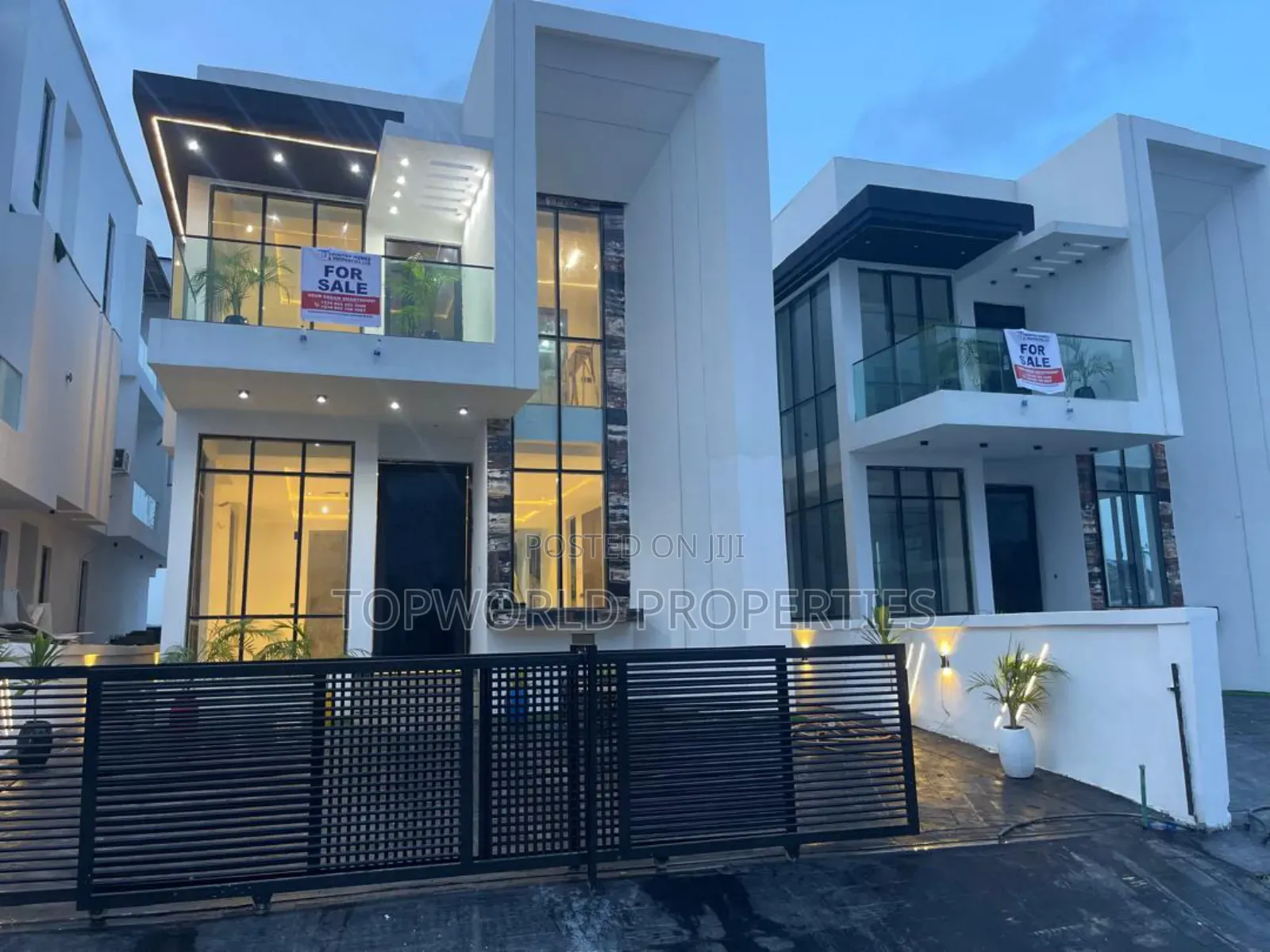 5bdrm Duplex in Chevron Lekki for sale in Chevron